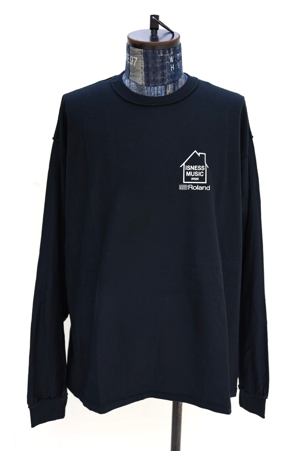 イズネスミュージック 26SS TR-808 LONG SLEEVE T-SHIRTS(ISNESS MUSIC×ROLAND)(IMP7_07_TR-808L/ST01)BLACK☆新作発売！