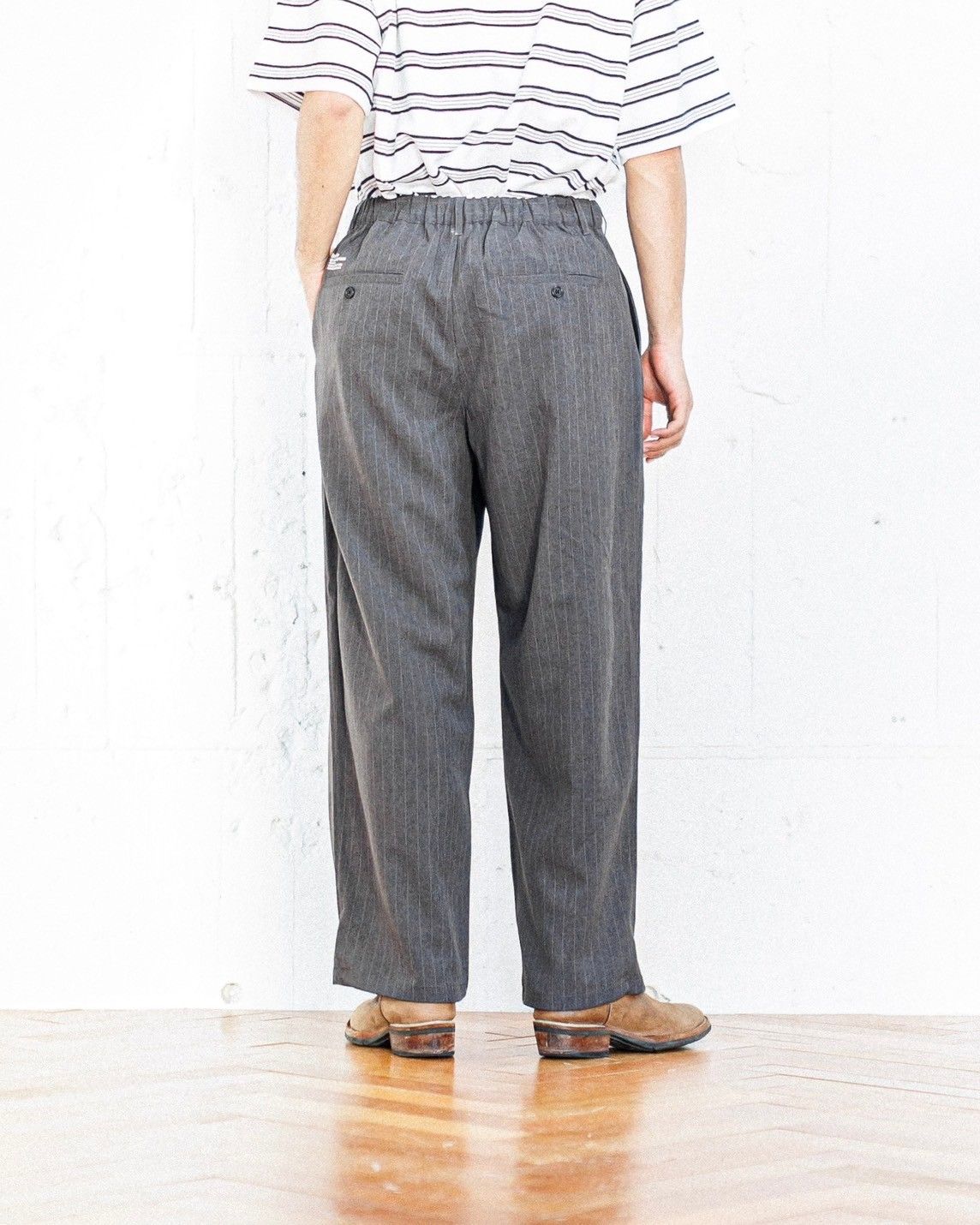 FreshService - フレッシュサービス DRY TROPICAL WIDE TROUSER