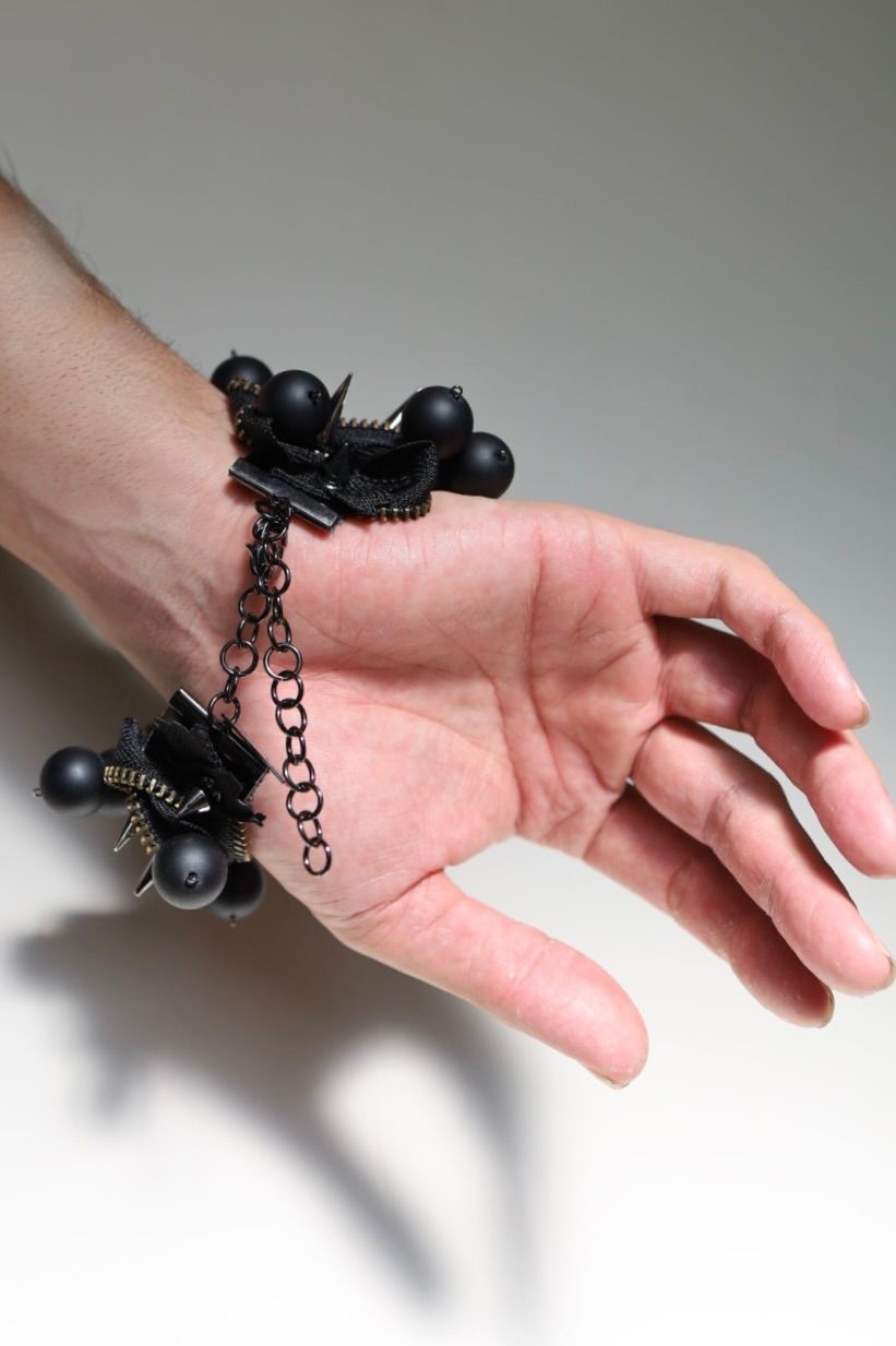 Yohji Yamamoto SPIKE BRACELET (HK-A49-940)BLACK☆3月18日発売！
