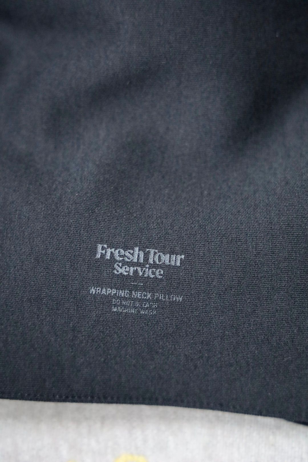 フレッシュサービス WRAPPING NECK PILLOW(FSP253-90072)BLACK★8月16日(土)発売！