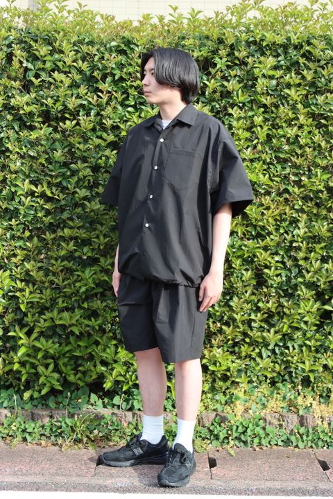 is-ness BALLOON WIDE SHIRT(1022SSSH03) style.2022.4.25
