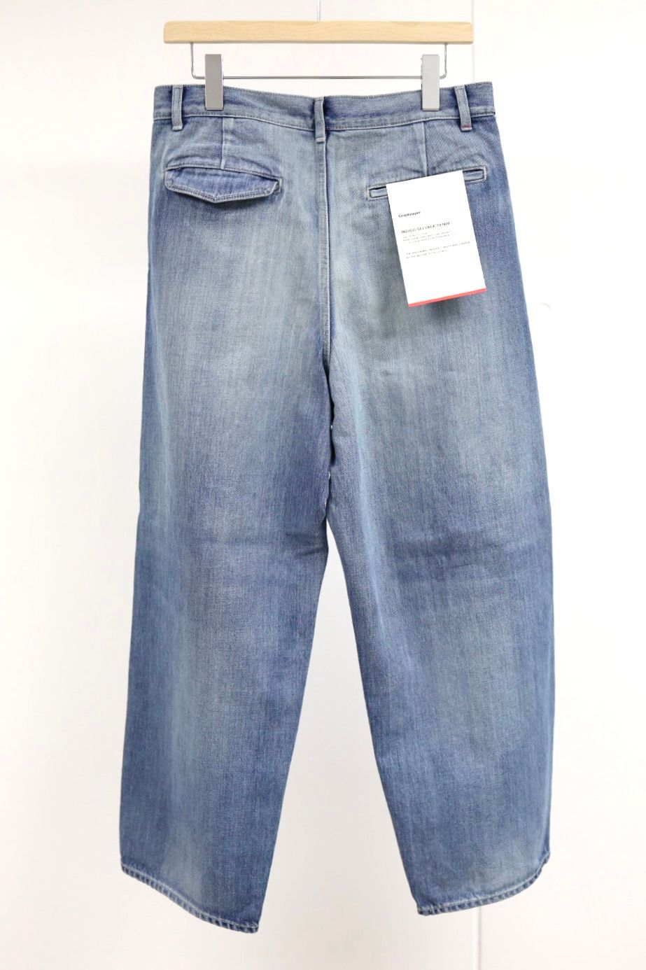 グラフペーパー Selvage Denim Two Tuck Pants(GU261-40061LB)INDIGO_LIGHT FADE