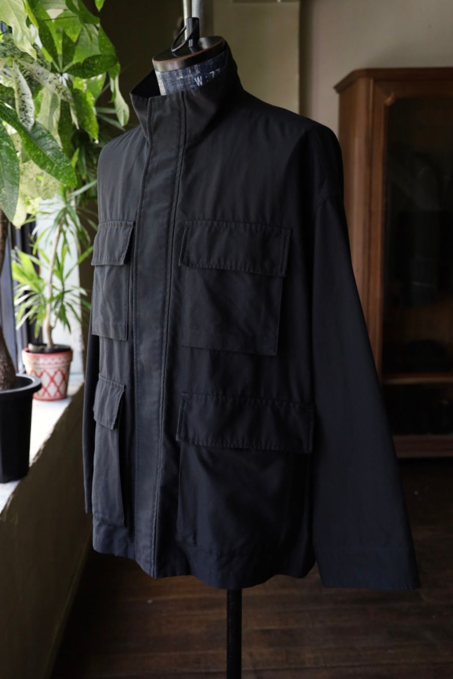 グラフペーパー 25AW Cotton Cupro Back Satin Military Jacket(GM253-30344)BLACK☆9月6日(土)発売！