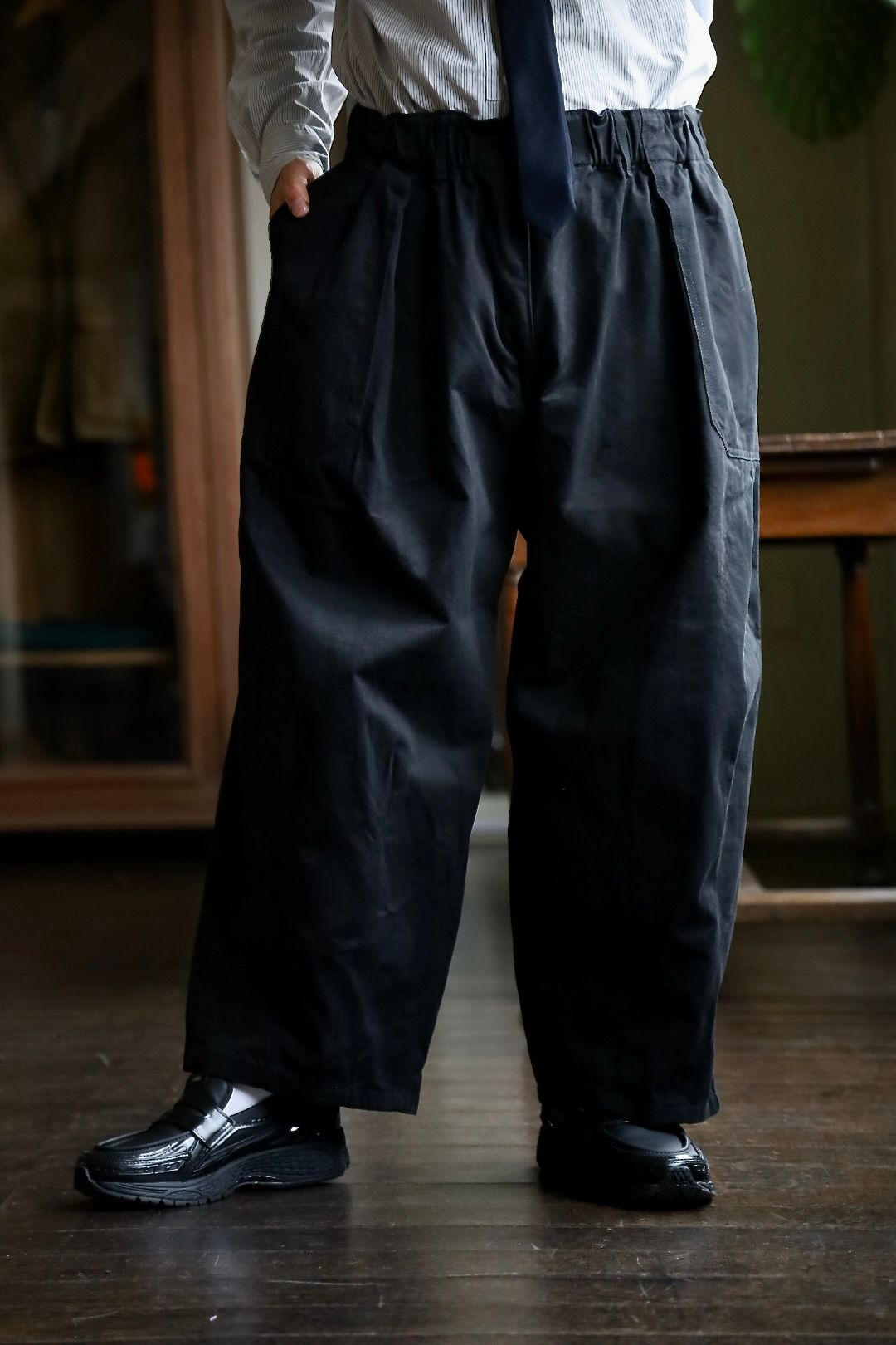 is-ness BALLOON BAKER PANTS"BLACK"スタイル.2025.1.14.
