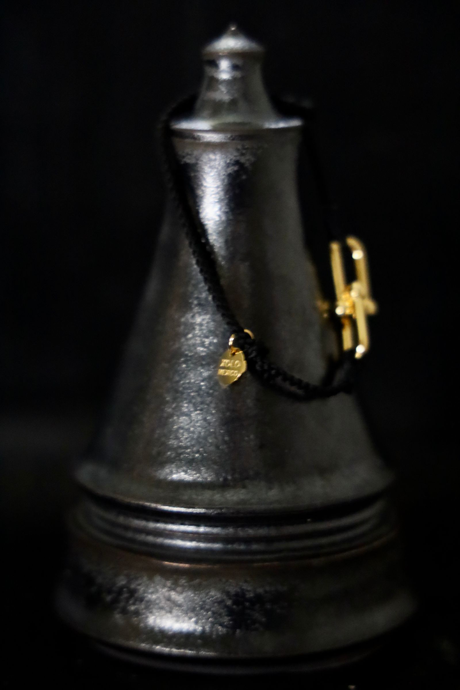 XOLO JEWELRY ショロジュエリー / Homage Link Silk Code Bracelet -Gold-(BLACK)☆11月15日(土)再入荷！