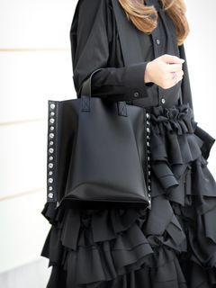 tao 26FW ステアガラス スタッズ付トートバッグ 小(TC-K204-052)BLACK☆8月7日(金)発売！
