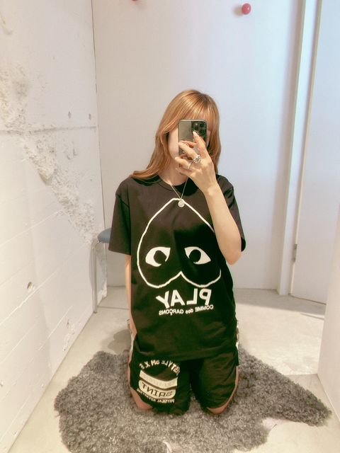 プレイコムデギャルソン 新作ロゴプリントTシャツstyle.2024.6.16