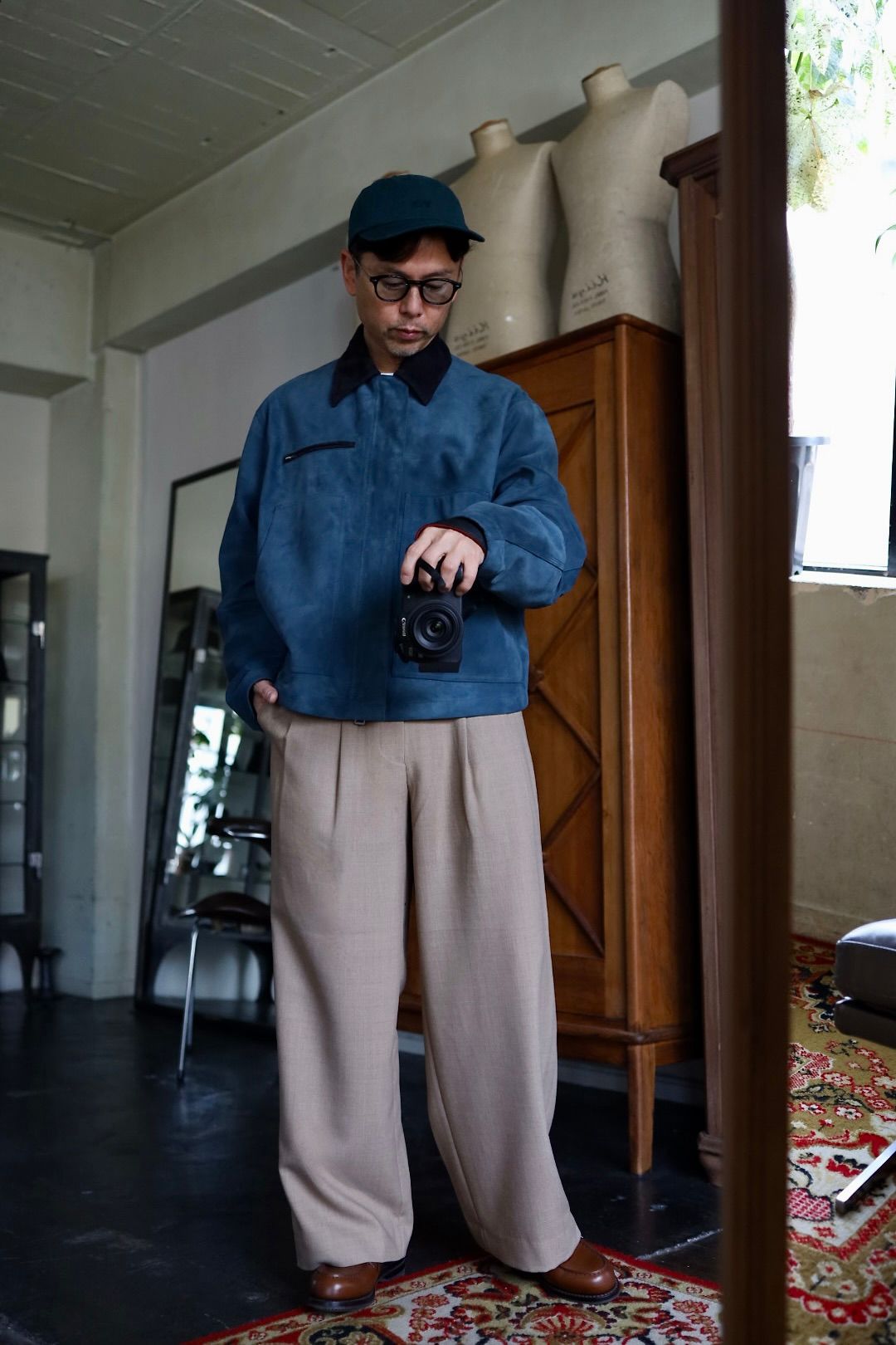 marka マーカ 26SS TWO TUCK MILITARY TROUSERS -RECYCLED POLYESTER NON-MULESED WOOL GABARDINE-(M26A06PT01C)BEIGE☆新作発売！