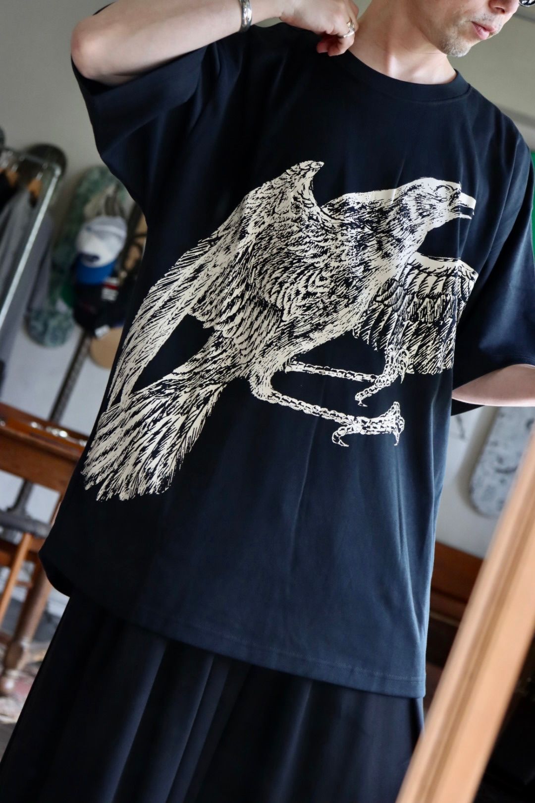 Yamamoto×New Era CROW PRINT OVERSIZED PERFORMANCE S/S TEEスタイル