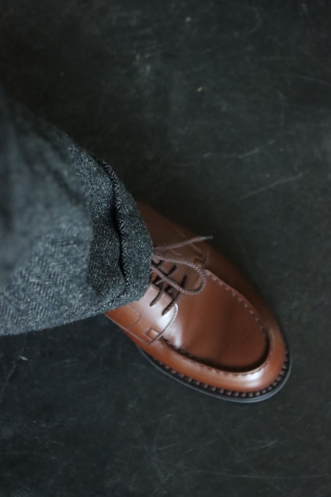 アプレッセ Tweed Two Tack Trousers(22AAP-04-11H)CHARCOAL