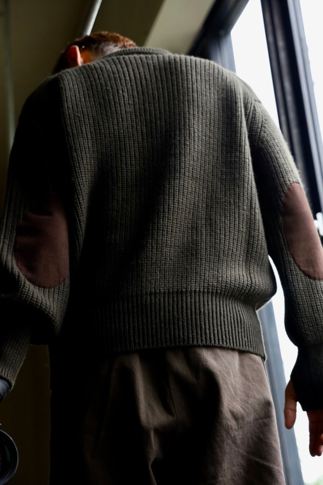 MARKAWARE 26AW RIBBED POLO COLLAR JUMPER"DARK OLIVE"スタイル