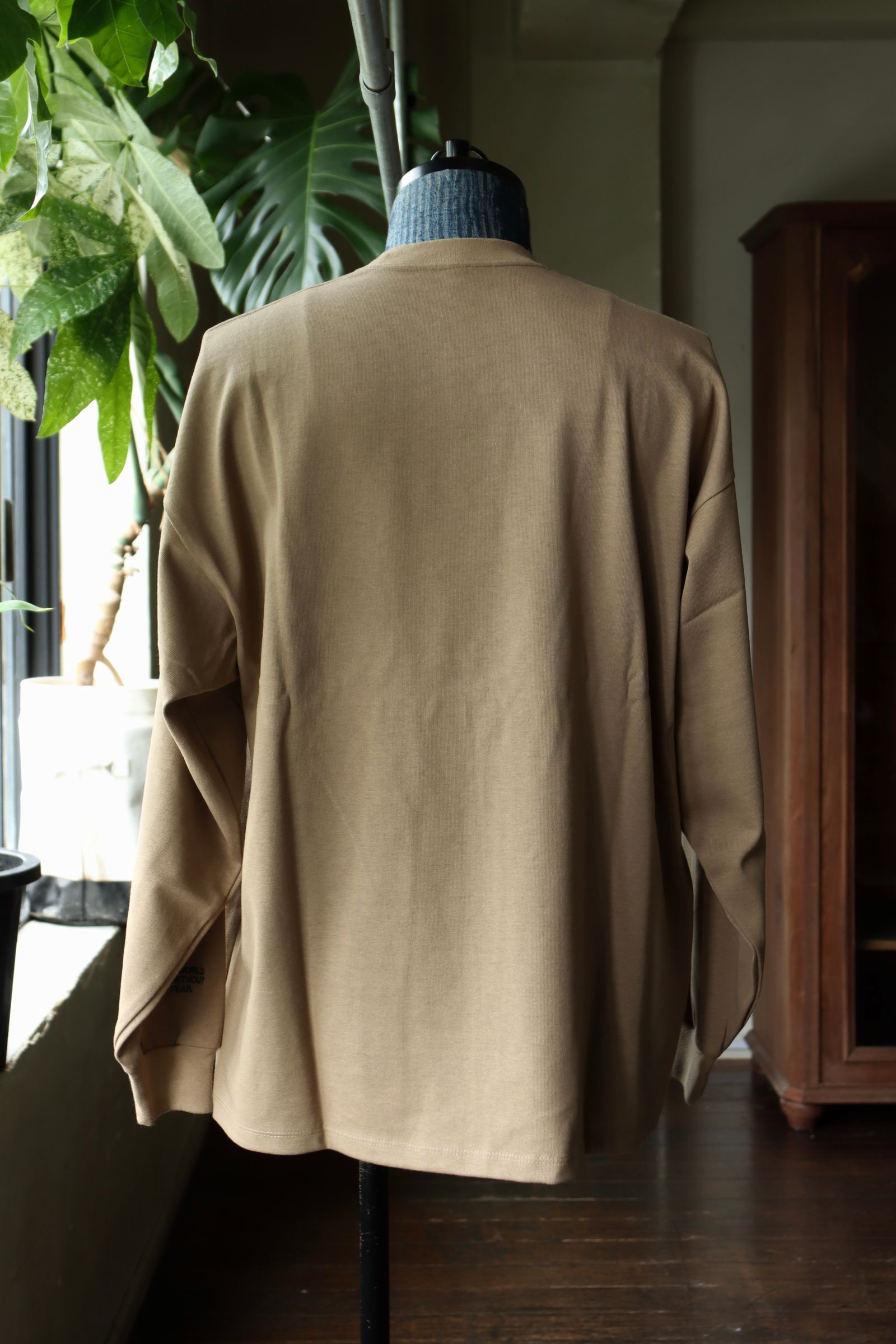 フレッシュサービス VIBTEX for FreshService L/S CREW NECK TEE (BEIGE)