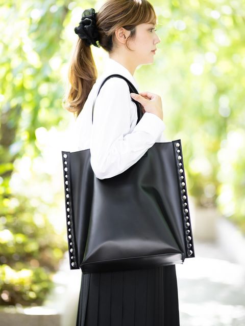 tao 26FW ステアガラス スタッズ付トートバッグ 大(TC-K203-052)BLACK☆8月7日(金)発売！