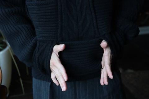 YOKE CROSSING CABLE CREW NECK KNIT"BLACK"style