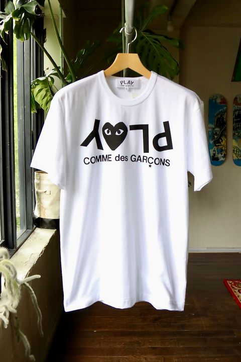 プレイコムデギャルソン PLAYロゴTシャツ (WHITE)