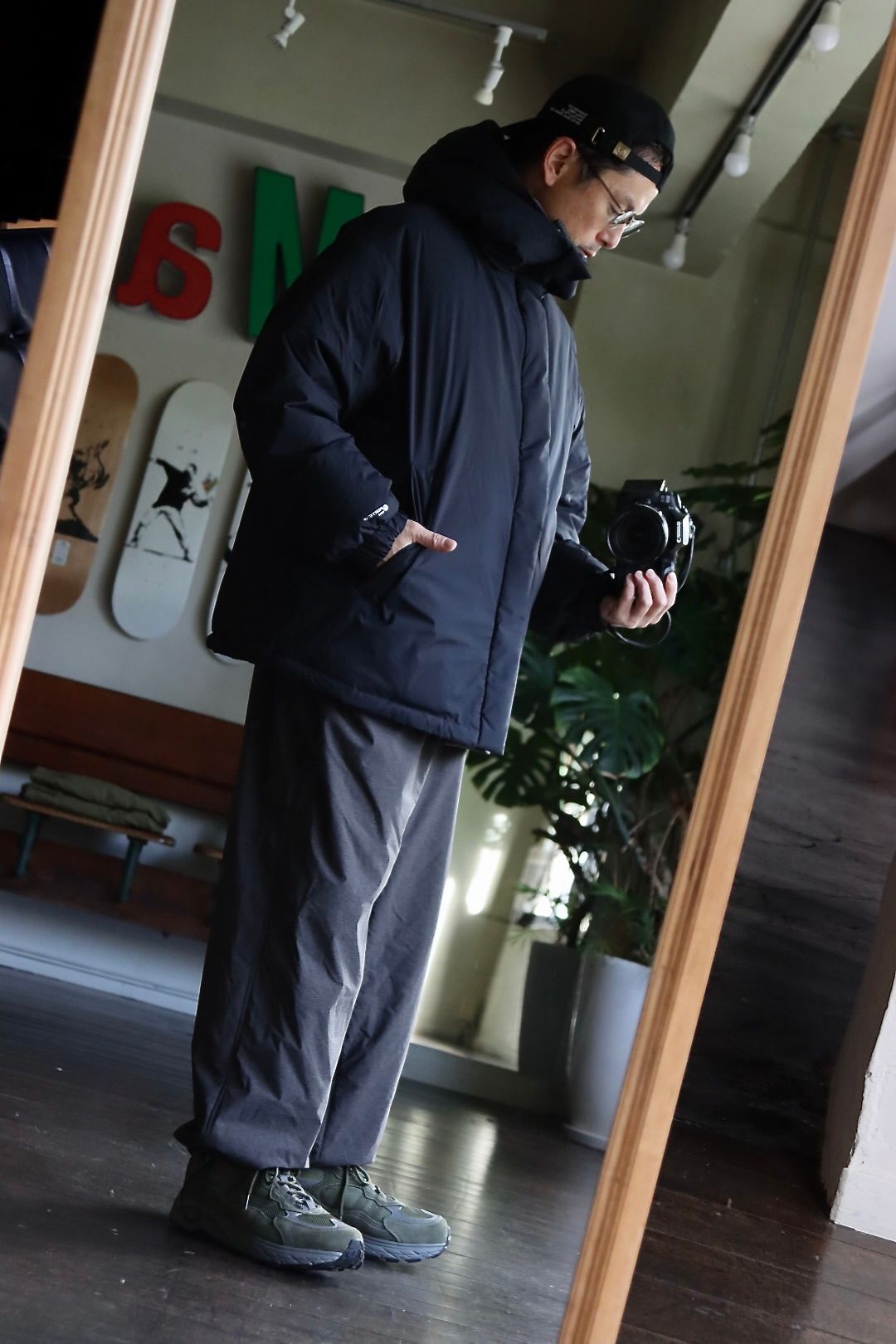 グラフペーパー22AW PERTEX Riversible Hooded Downスタイル.2022.9.23.