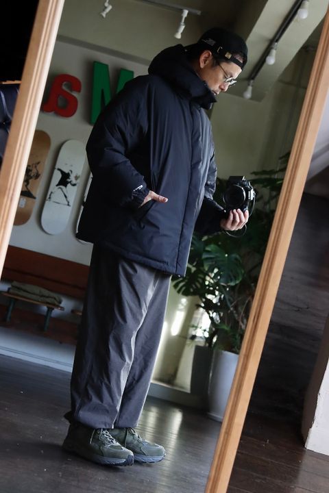 グラフペーパー22AW PERTEX Riversible Hooded Downスタイル.2022.9.23.