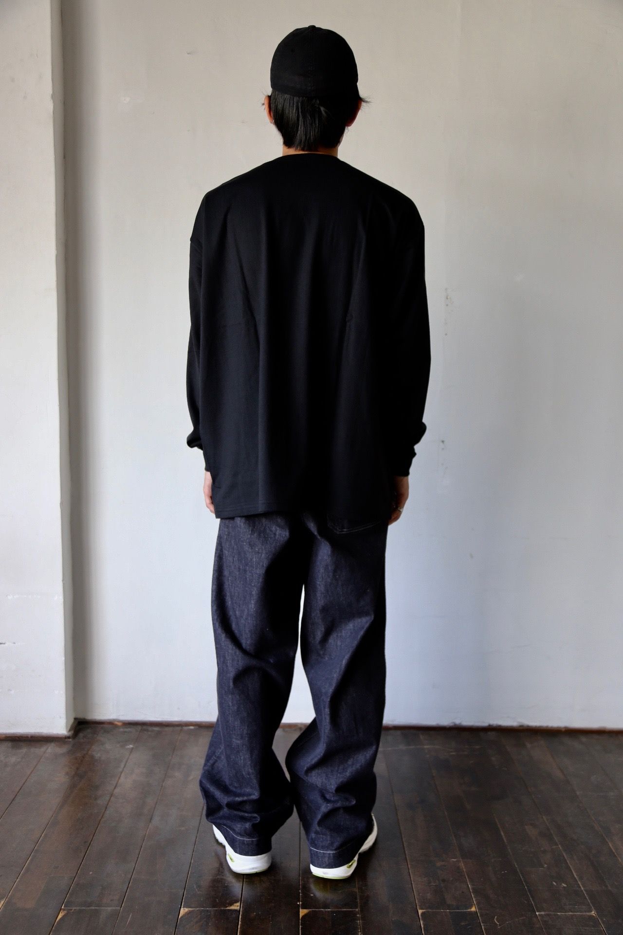 Graphpaper L/S Oversized Tee BLACK Style.2020.8.28. | 1189