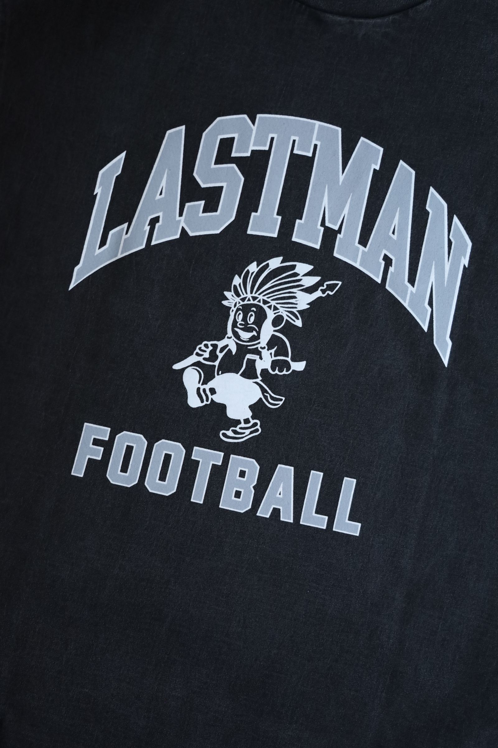 LASTMAN 25SS ラストマン大久保篤志 PRINTED TEE SHIRTS "FC LM"(251LM-CT13)BLACK