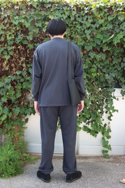 VIBTEX for FreshService “L/S CREW NECK TEE” style.2022.10.23