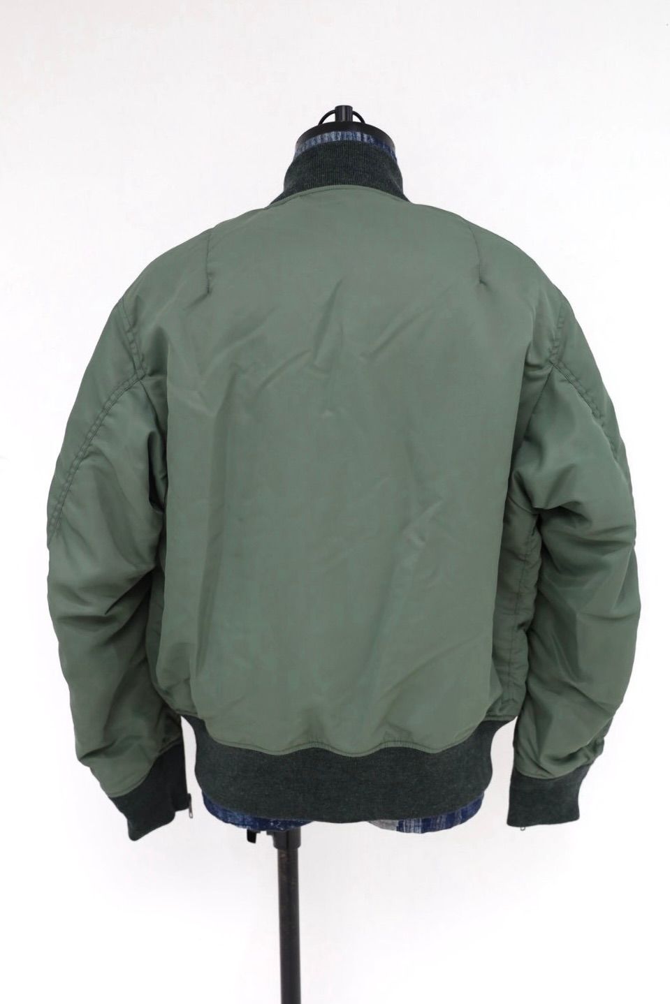 イズネス26AW Bomber Jacket(26AW_32_1008AWJK01)KHAKI☆9月19日(土)発売！