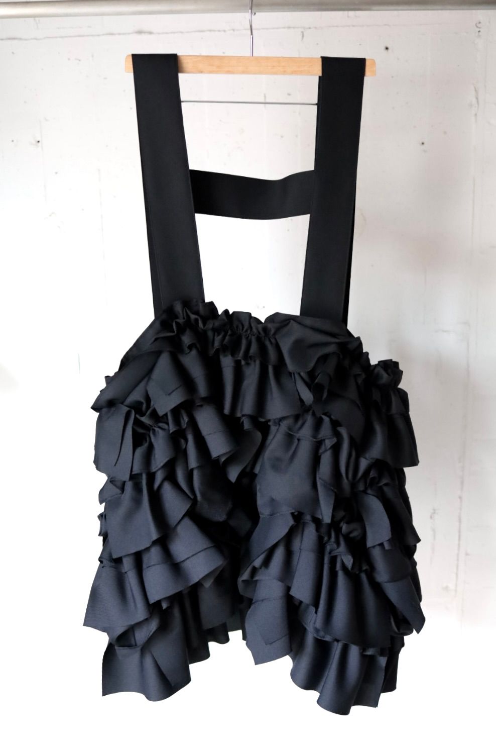 tao 26FW エステルツイルサロペットスカート(TR-A001-051-1)BLACK☆8月7日(金)発売！