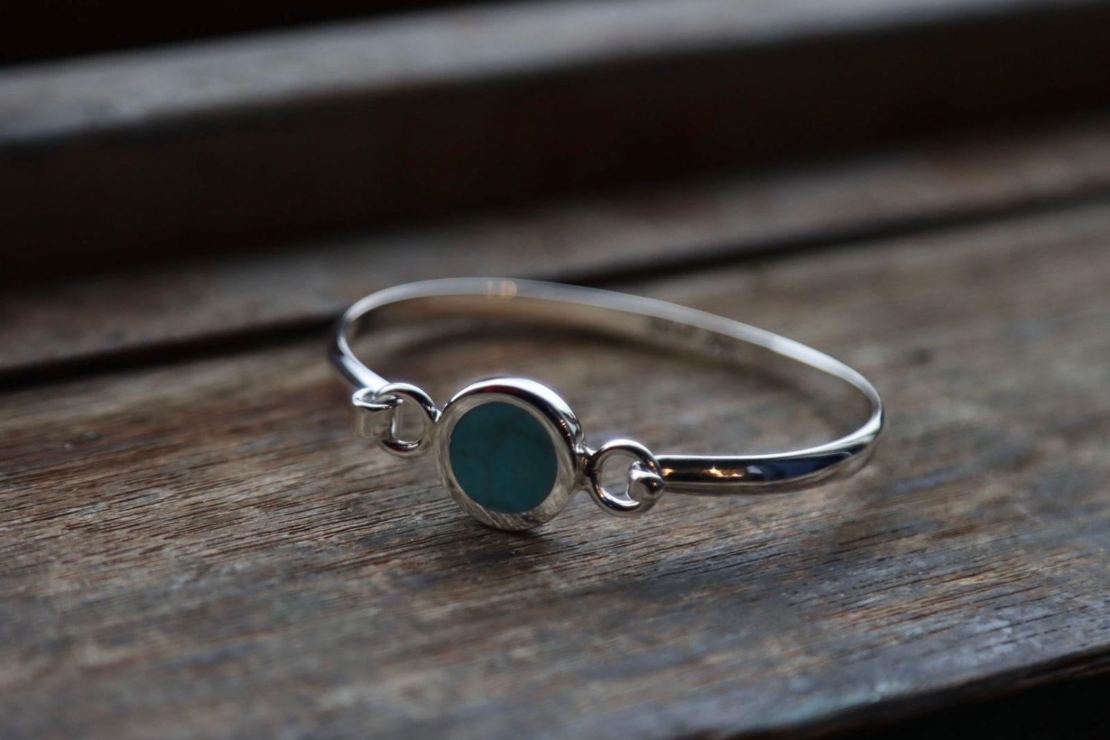 XOLO - ショロジュエリーバングル Round Open Bangle with Turquoise