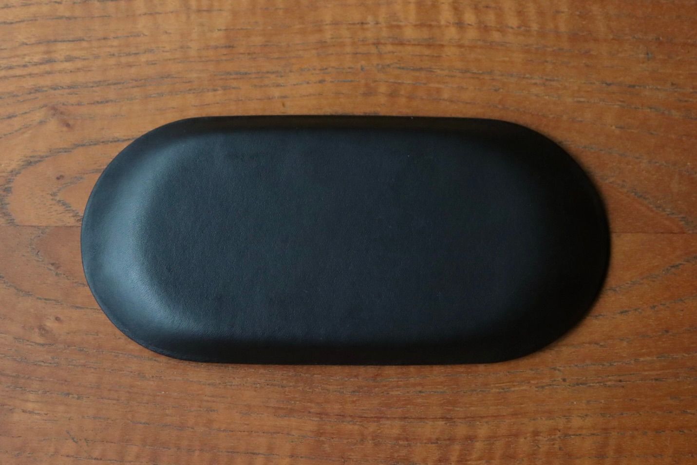 エンダースキーマ トレイ round tray(wt-rc-rty)black★10月4日(土)発売！