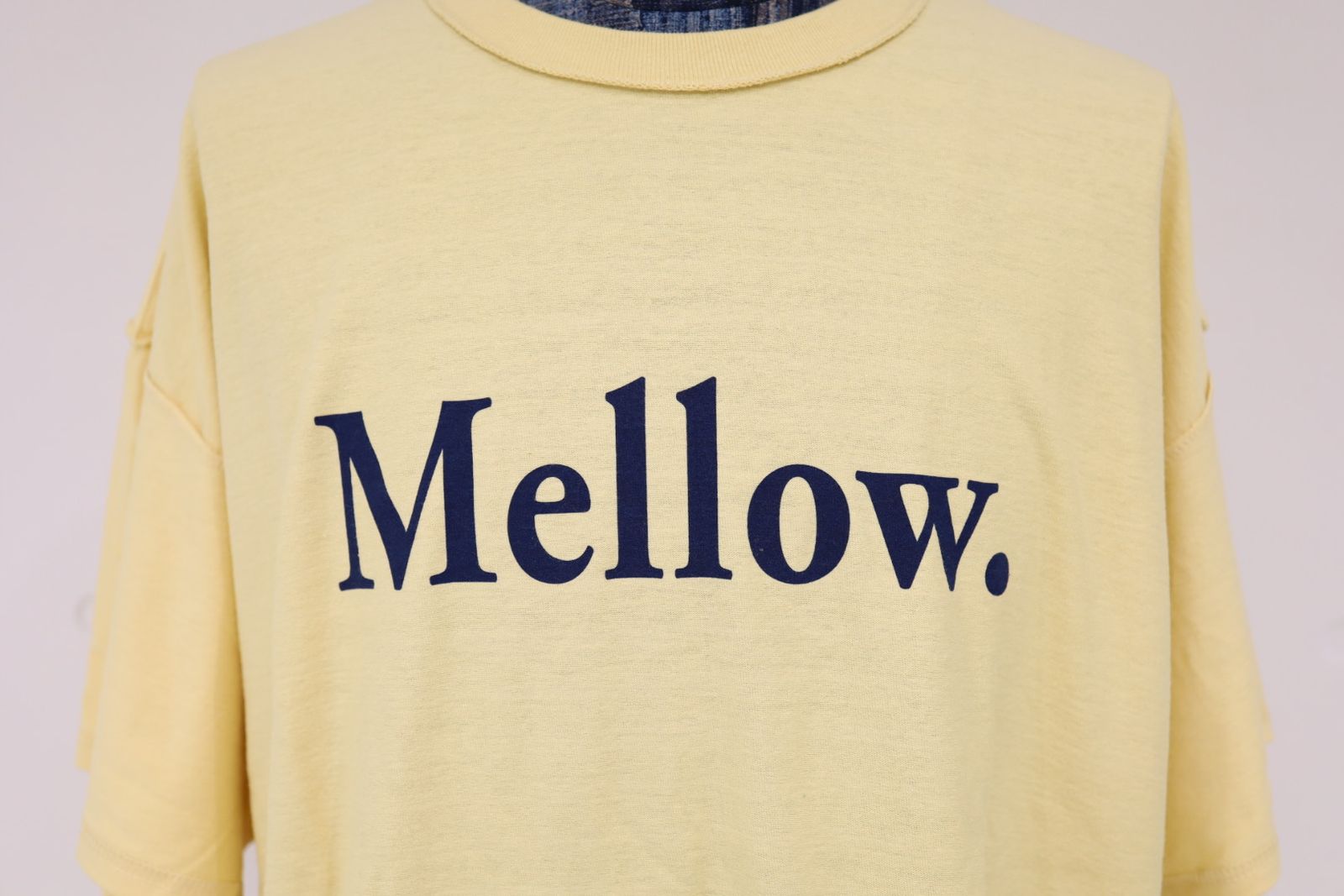 イズネスミュージック 26SS MELLOW T-SHIRTS(ISNESS MUSIC×DJ SHOTA)(IMP7_13_MELLOWT01)PESCA GOLD☆新作発売！