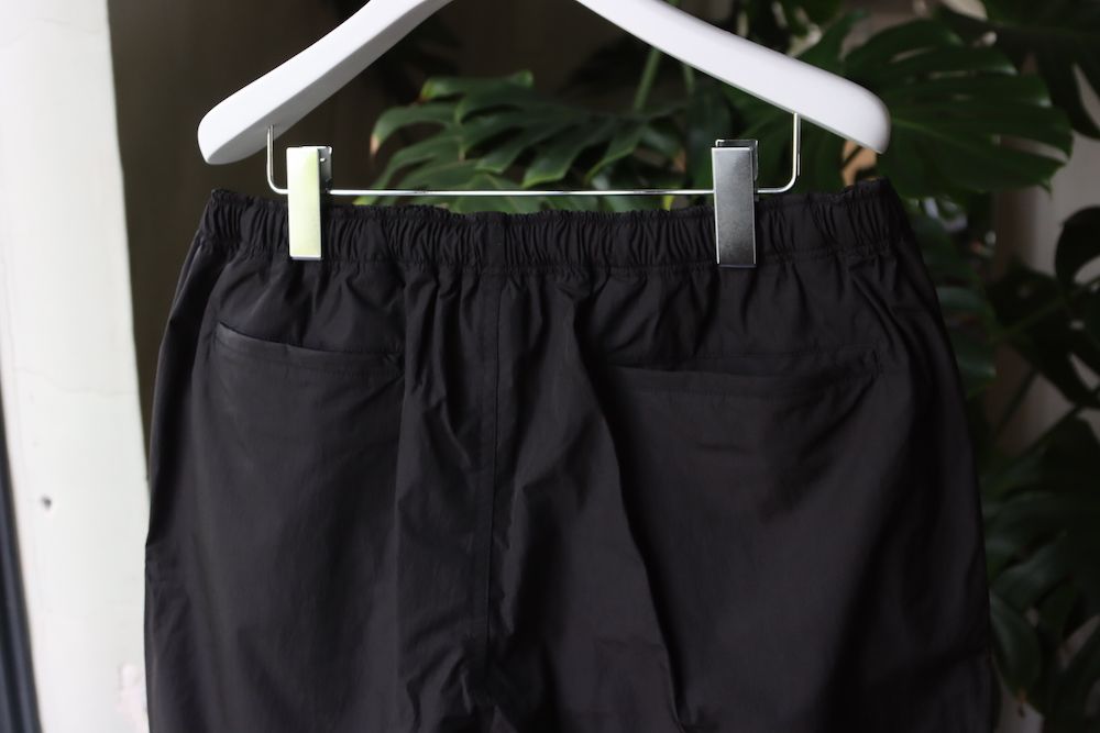 イズネス22SS AMPHIBIOUS SHORTS(31SSSH02)BLACK