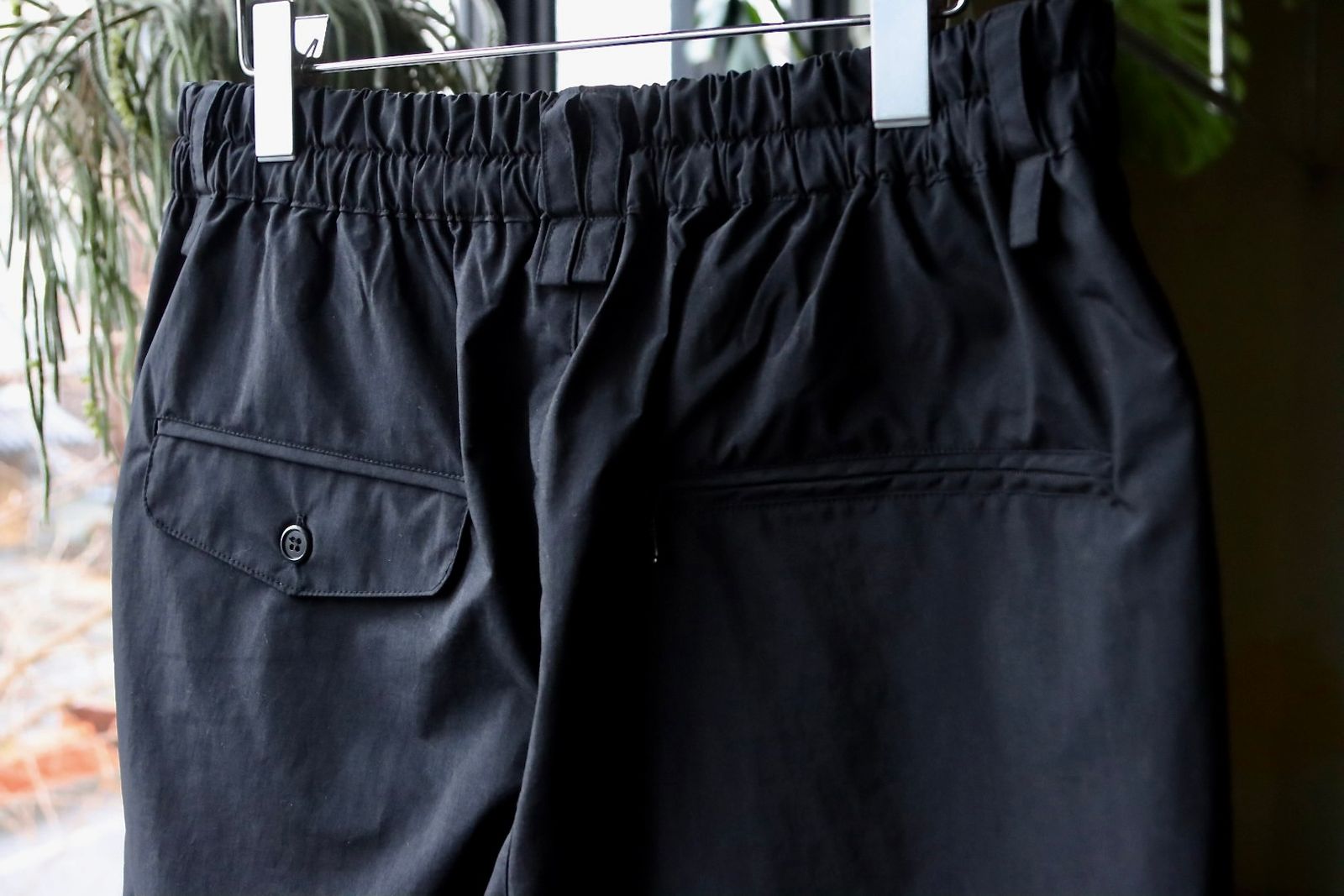 is-ness イズネス24SS PACKABLE EZ PANTS(1004SSPT02)BLACK