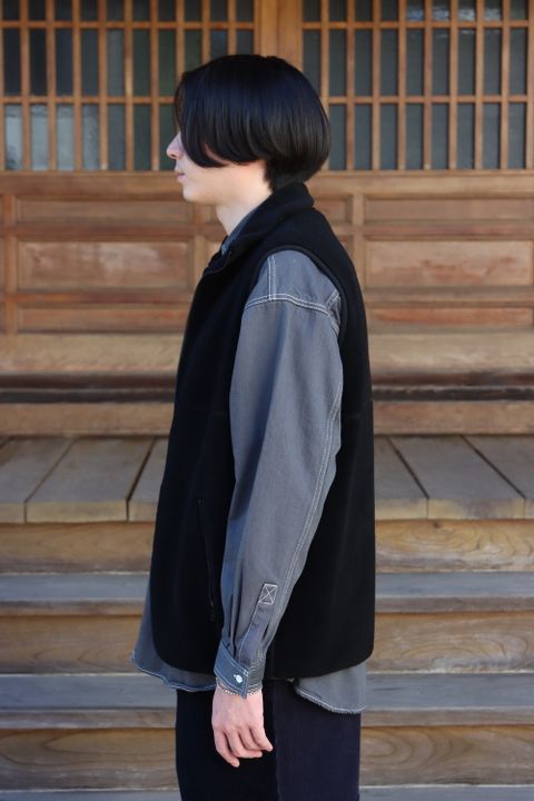 Graphpaperb Wool Boa Zip-Up Vest(GU213-70205B) style.2021.10.10