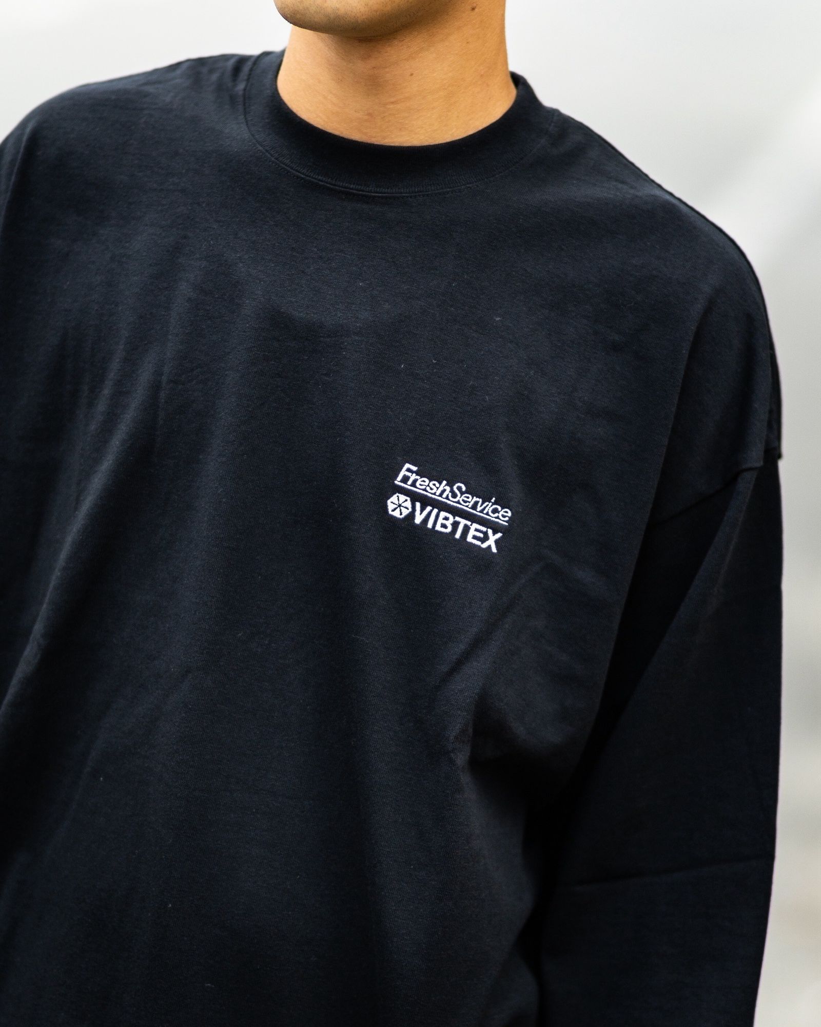 FreshService VIBTEX for FreshService L/S CREW NECK TEE MARKスタイル