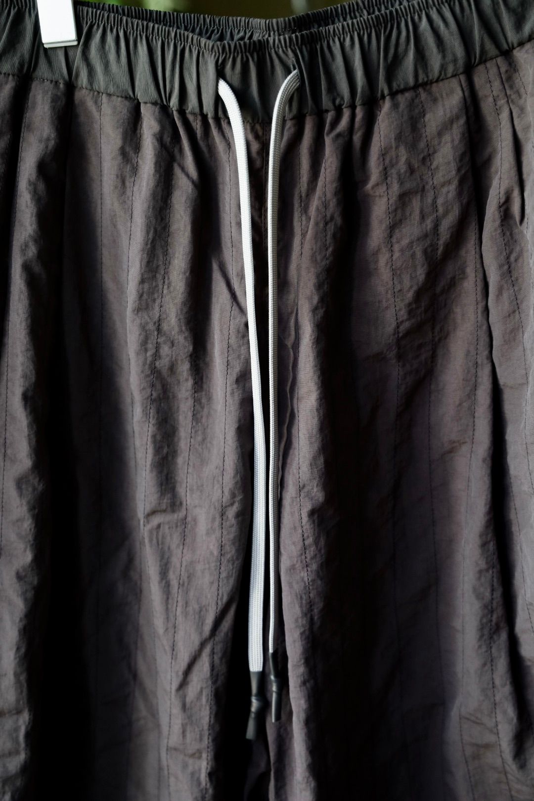 S.F.C 25FW エスエフシー NEW WIDE TWO TUCK PANTS(STITCHED NYLON) (SFCFW25P06)D.Grey☆9月20日(土)発売！