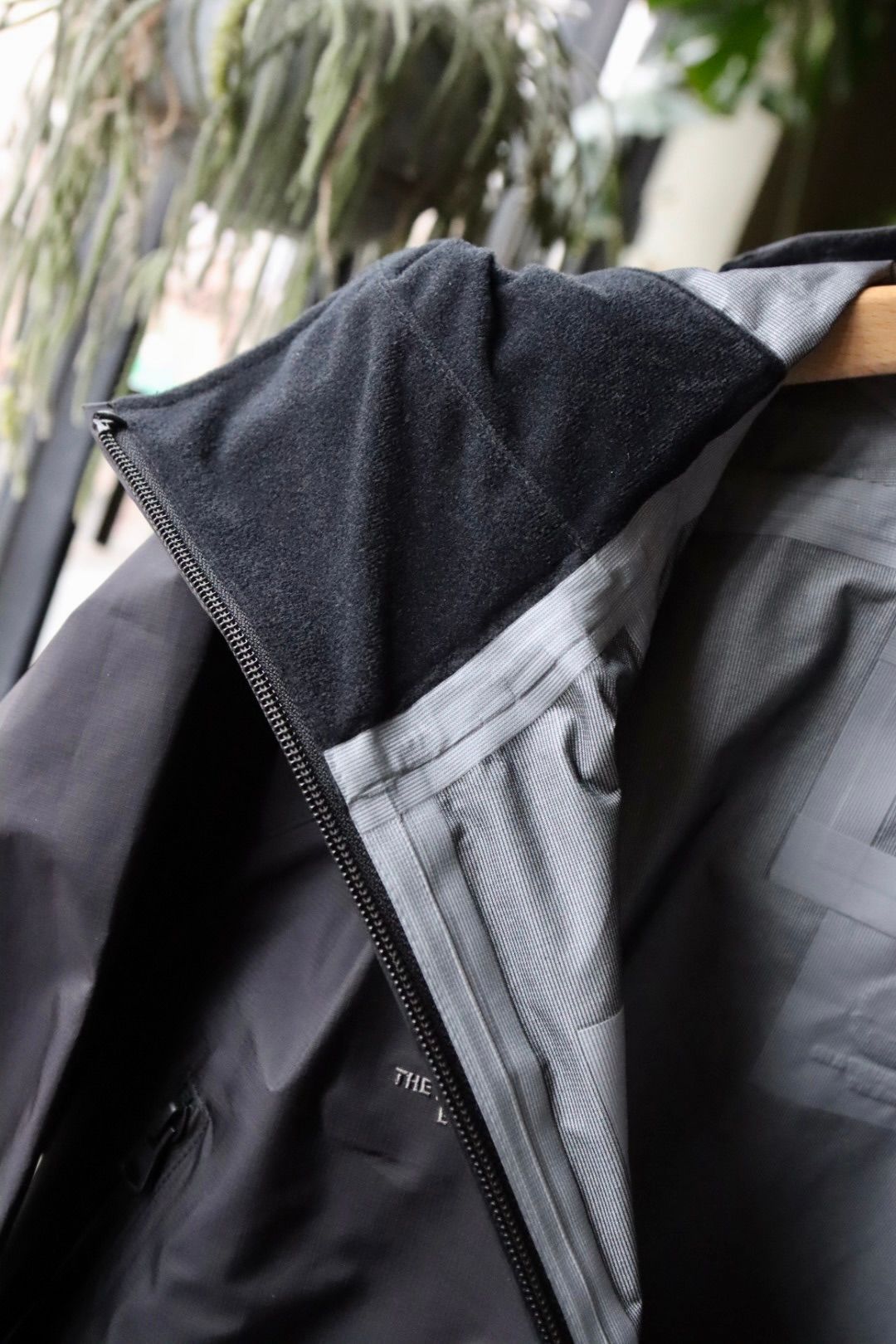 is-ness イズネス24SS 3-LAYER TRANSFORMABLE JACKET(1006SSJK01)BLACK