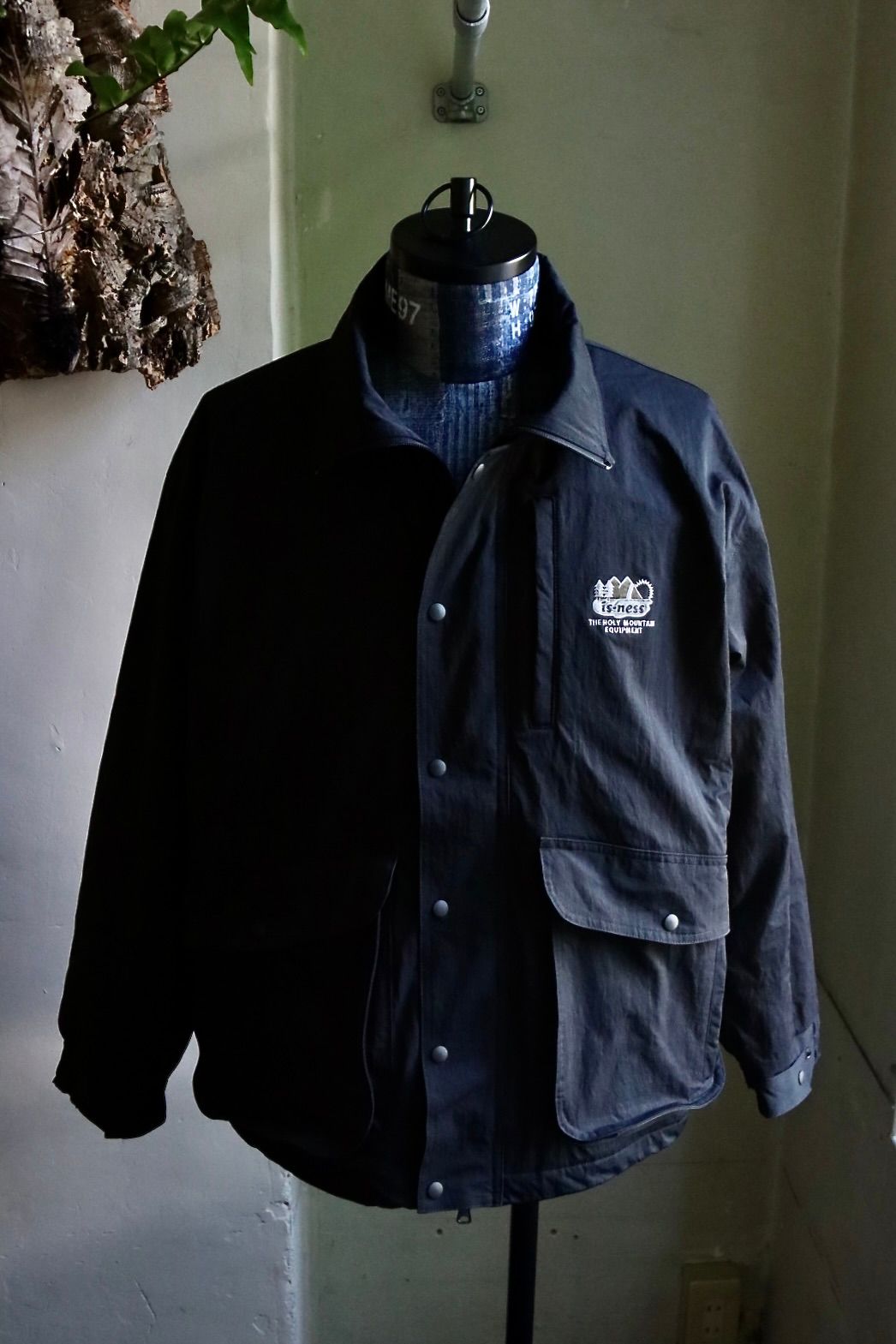 イズネス23AW SHAKA SHAKA NYLON JACKET(1005AWJK07)BLACK☆10月5日発売！