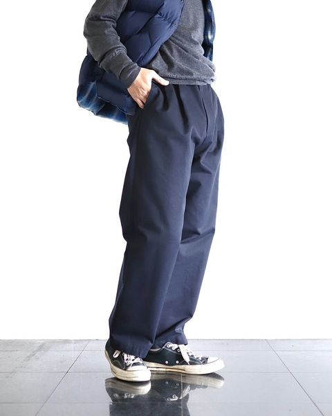 A.PRESSE アプレッセ Type.1 Silk Blend Chino Trousersスタイル