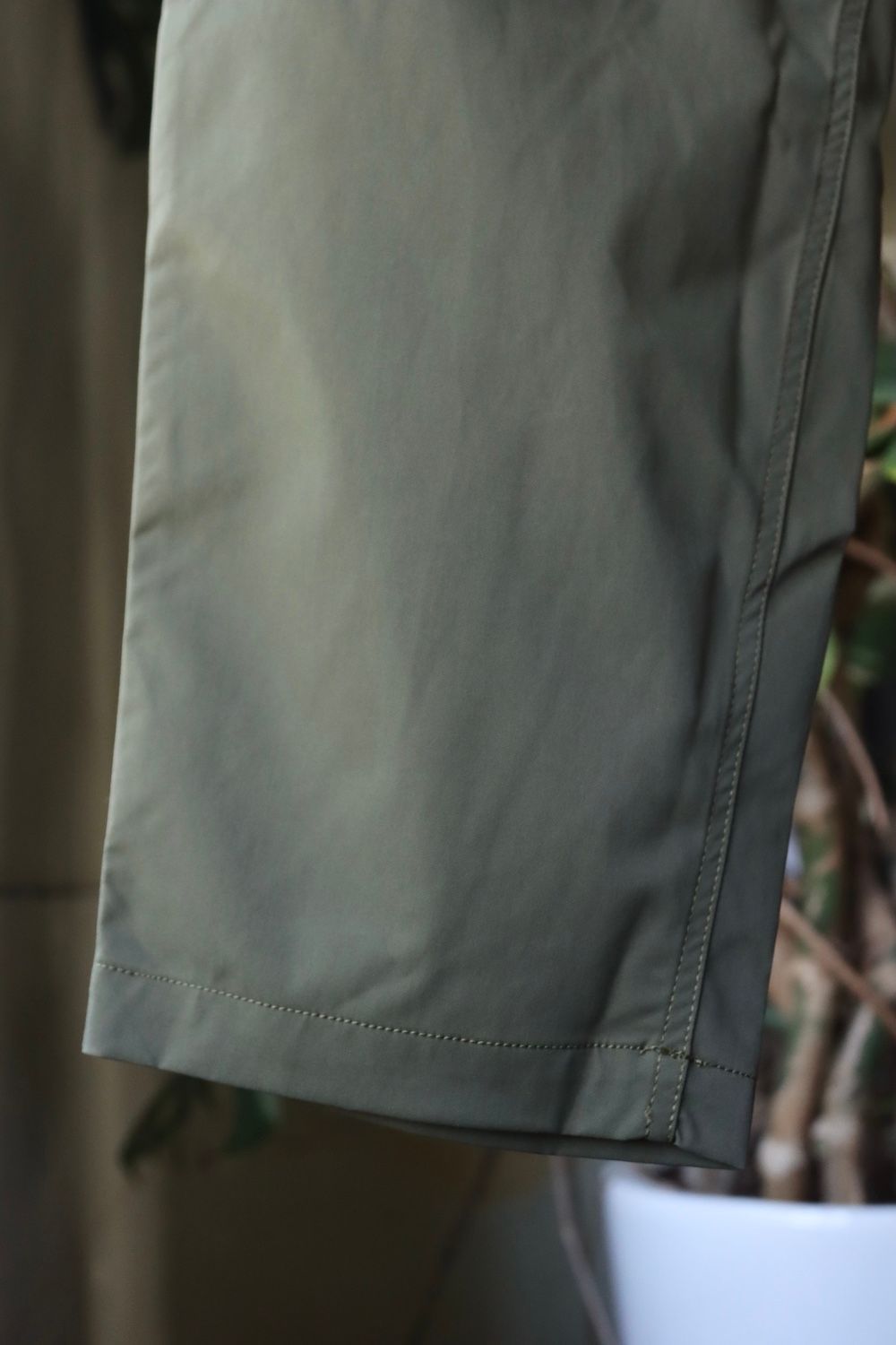 フレッシュサービス DAIWA PIER39 for FreshService LOOSE STRETCH TWILL EASY TROUSERS"OLIVE"再入荷！