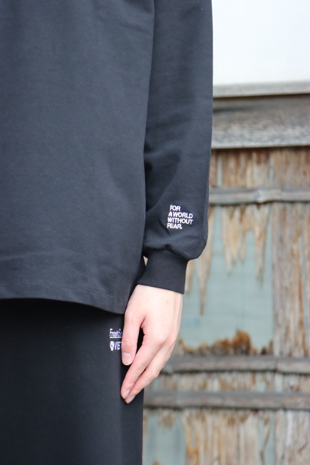 VIBTEX for FreshService “L/S CREW NECK TEE” style.2022.10.21