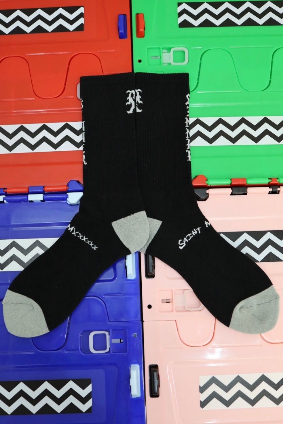 セントマイケル 26SS SAINT SOCKS(SM-MK8-0000-109)BLACK×GRAY☆4月11日(土)発売！