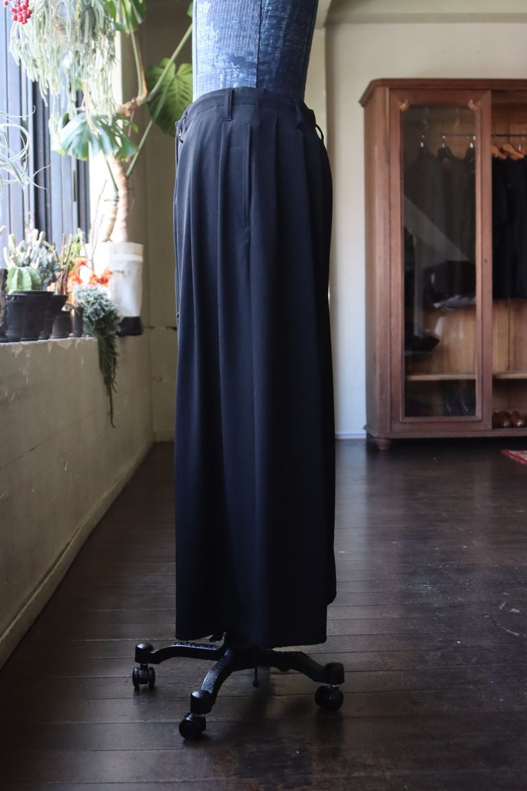 ヨウジヤマモト STANDARD BALLON PANTS(HP-P13-100-2-02)☆新作発売！