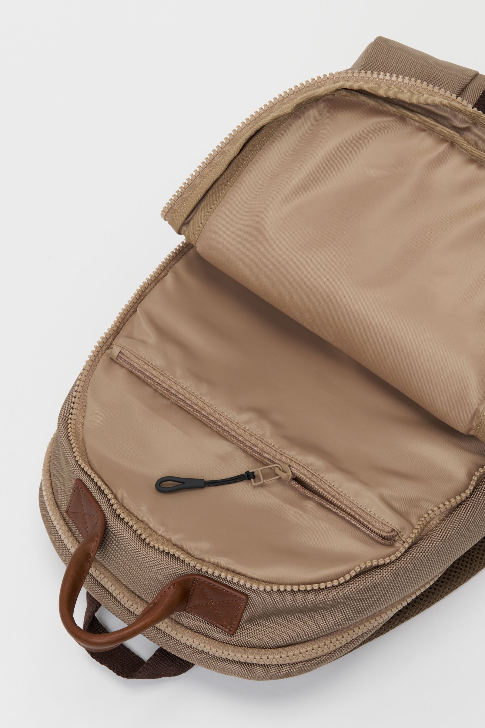エンダースキーマ バッグ module back pack 26L(xu-b-mbp)mocha☆6月13日(土)発売！