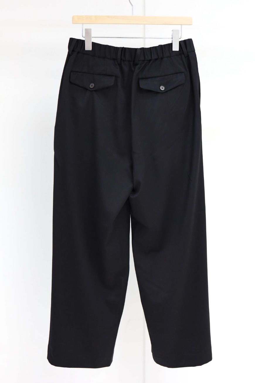 マーカウェア 26SS ワイドトラウザーズ TRIPLE PLEATED WIDE TROUSERS(A26A13PT02C)BLACK☆新作発売！