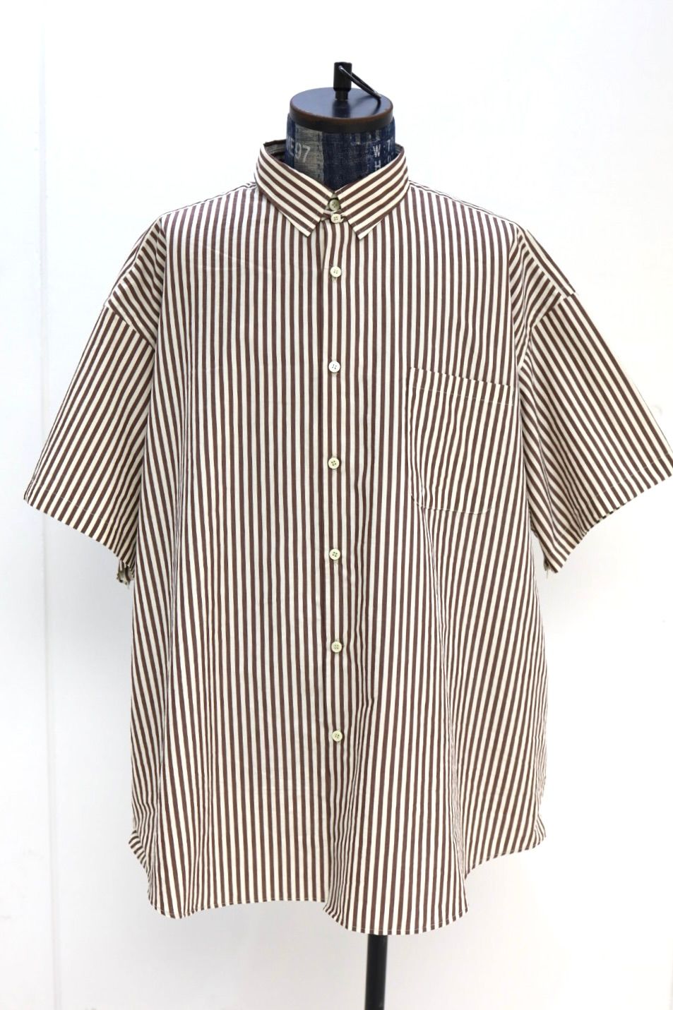 イズネス 26SS シャツTab Color Vent Short-Sleeve Shirt(26SS_28_1008SSSH02) BROWN STRIPE ☆新作発売！