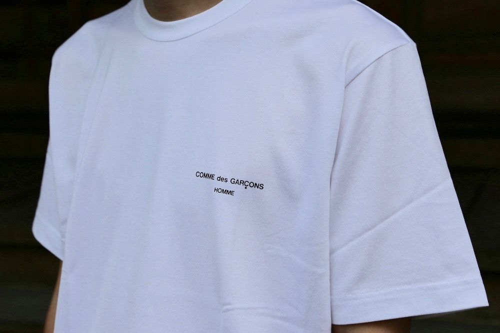 COMME des GARCONS HOMME 綿天竺ロゴプリントTシャツ"WHITE"Style.2020.8.10.