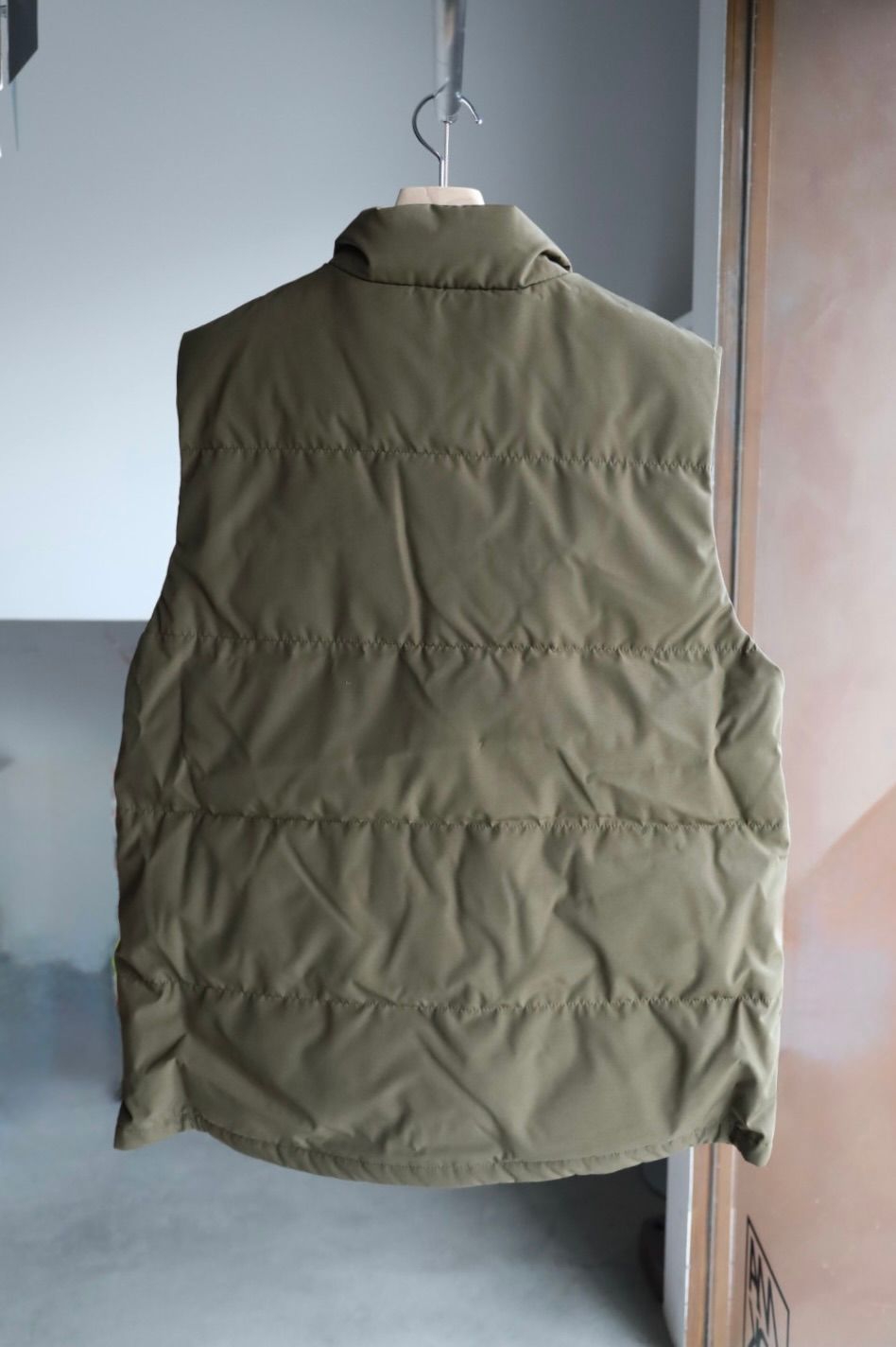 カナダグース ブラックレーベル Freestyle Crew Vest Black Label (2054MLB)OLIVE☆新作発売！