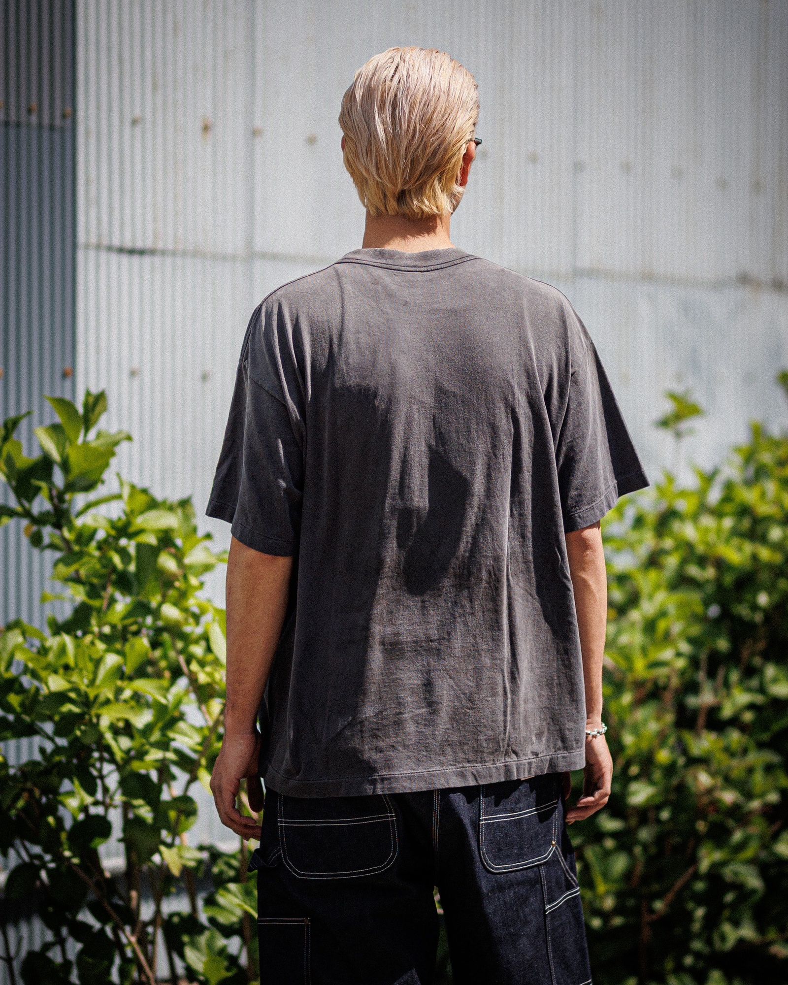 【SAINT Mxxxxxx】DELICATE BULLSHIT Tシャツ SS Tee DELICATE BULLSHIT – RESTIR