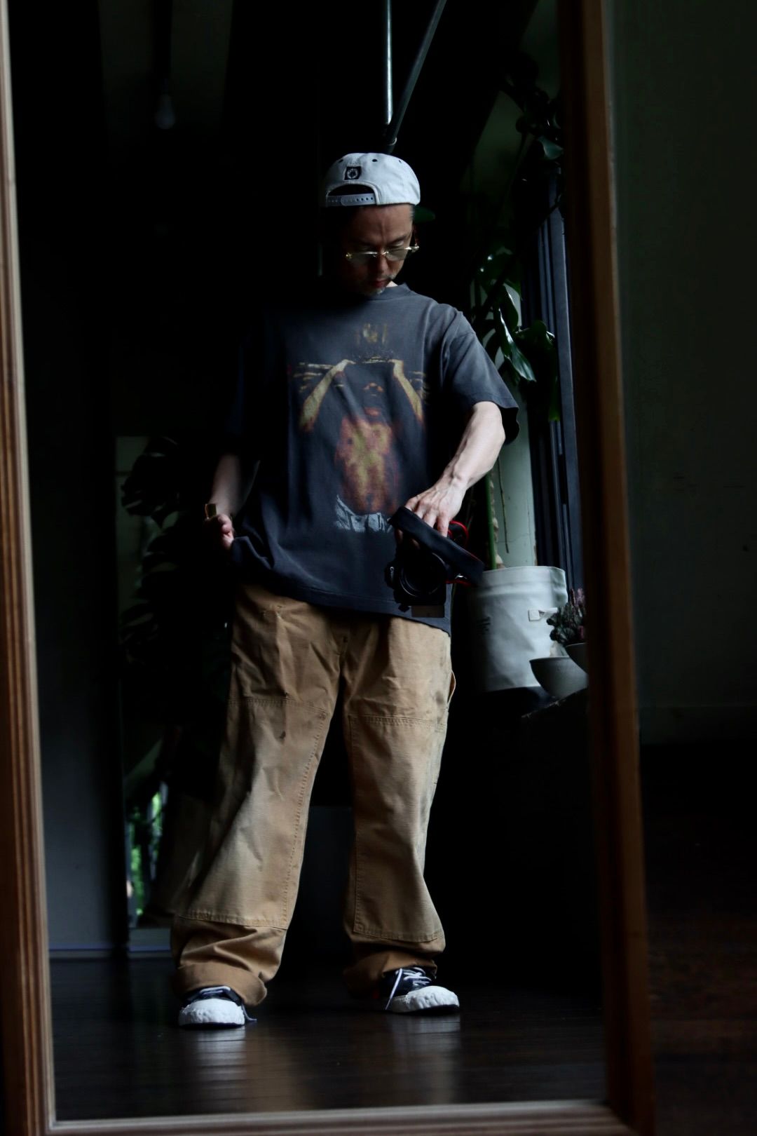 Black SAINT Mxxxxxx We Live Hell Short Sleeve T-Shirt | SVD