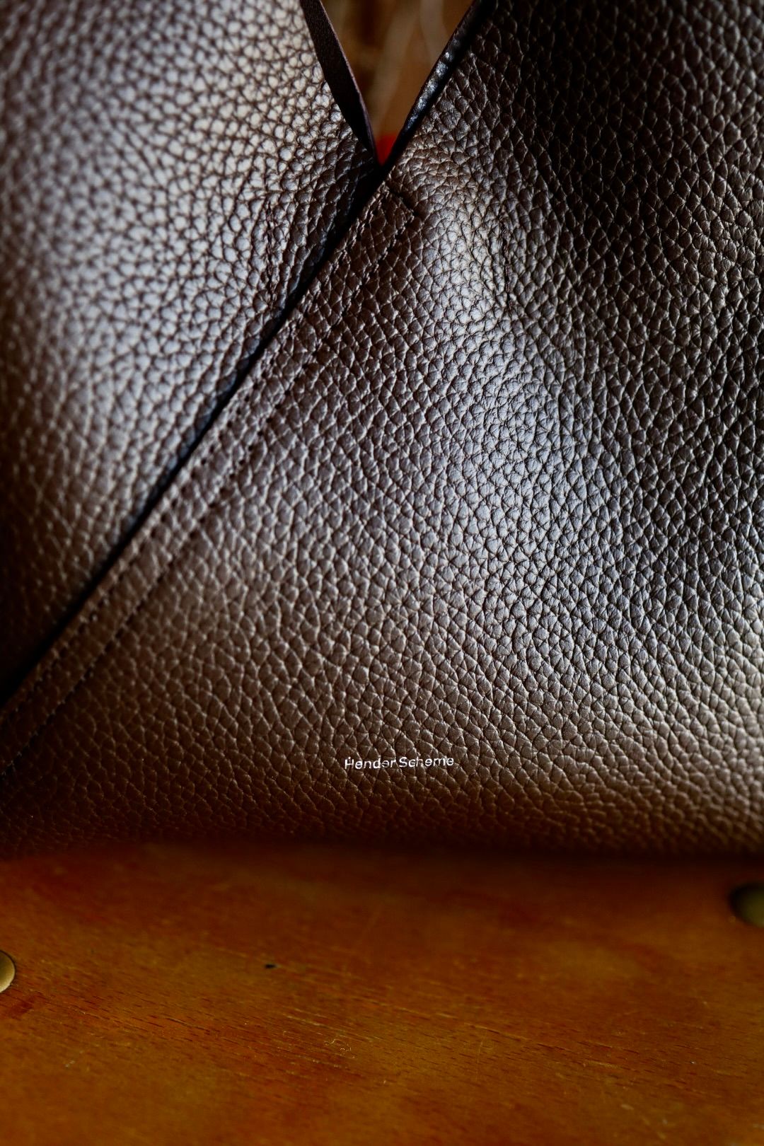 エンダースキーマ バッグ triangle bag(wt-rb-trb)dark brown☆12月6日(土)発売！