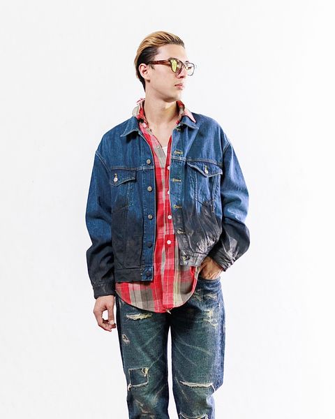 YOKE HAND PAINTED DENIM TRUCKER JACKET ミックススタイル